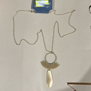 BOGO🥳 Universal Thread gold necklace